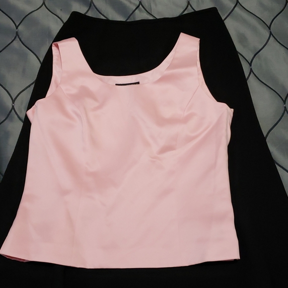 Suit - Picture 3 of 3